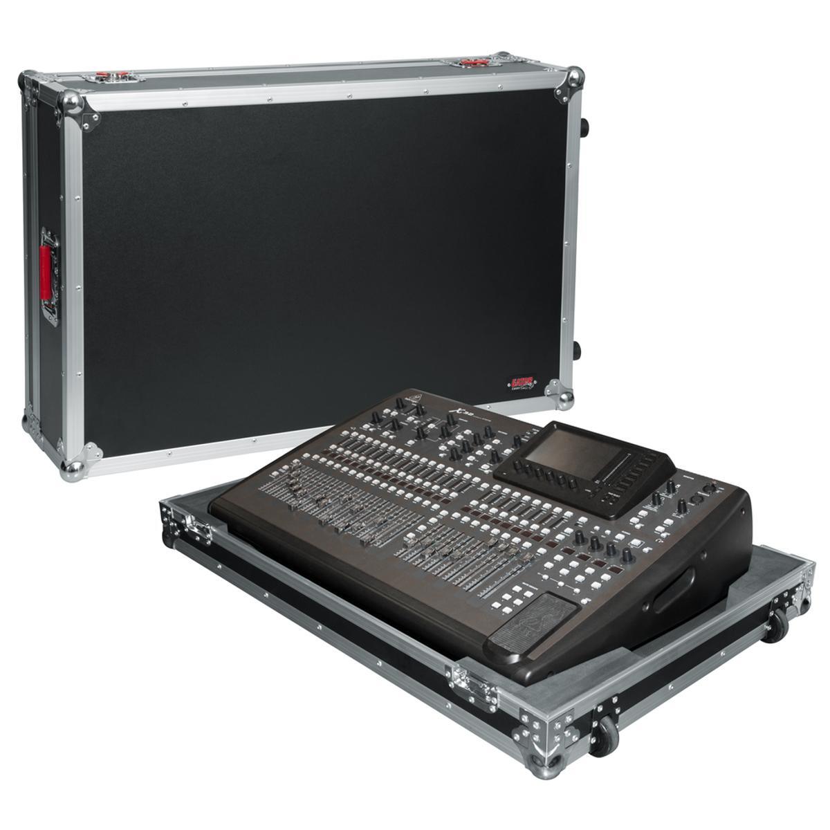 Behringer X32 Digital Mixer 32-Channel & Gator Road Case Bundle