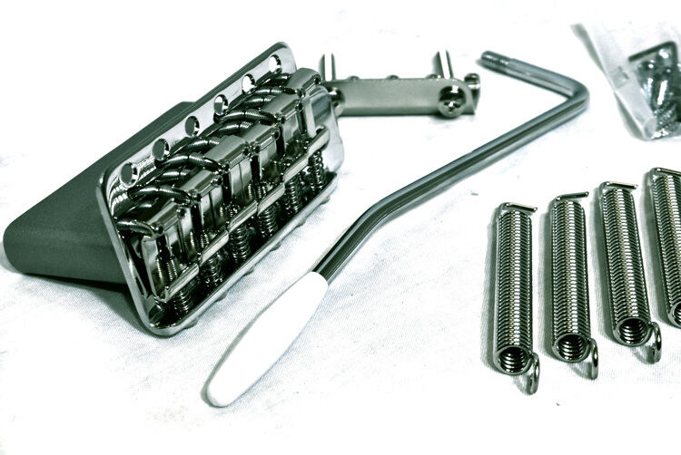 Gotoh GE101T Vintage 6-Point Tremolo Bridge Black Chrome with Bent Steel Saddles — view 2