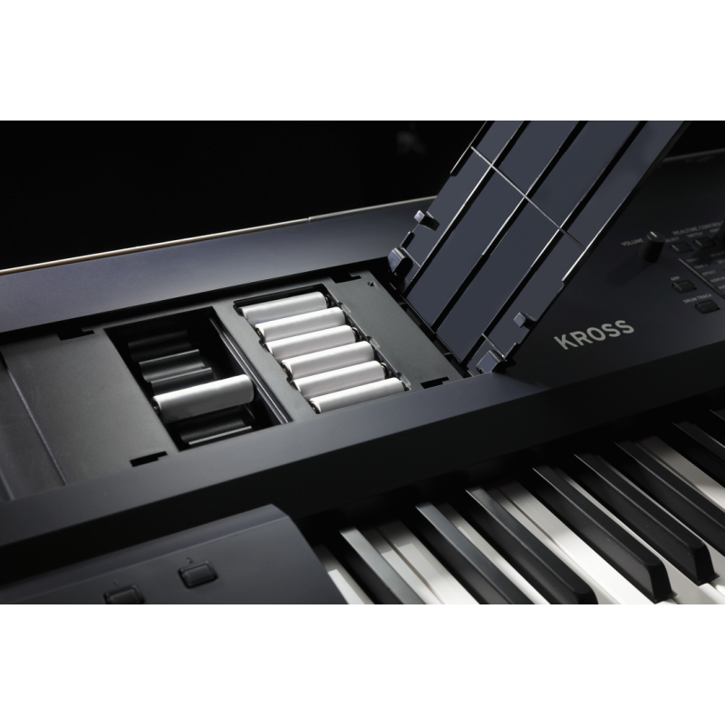 Korg KROSS 2 88 Note Mobile Synthesizer Workstation with Sampling and USB Audio/MIDI Interface — view 6