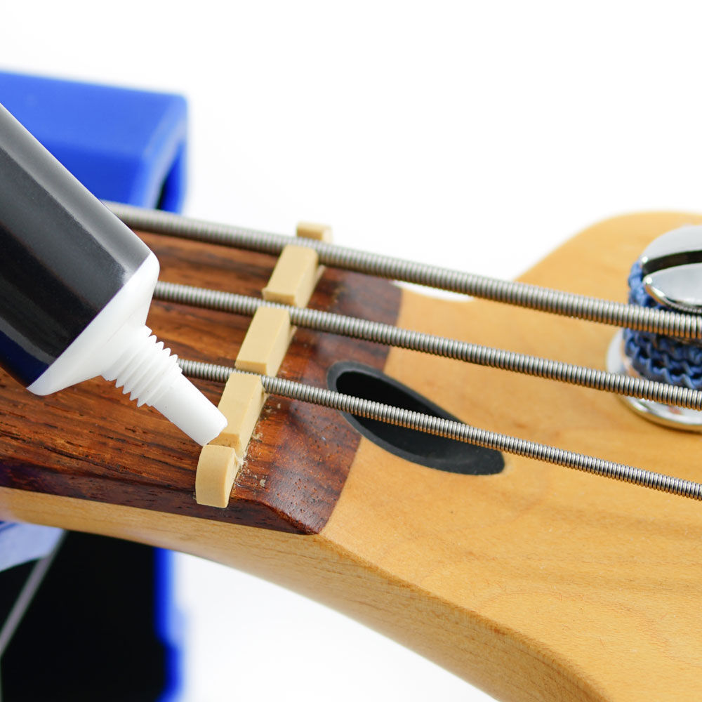 Music Nomad Tune-It String Instrument Lubricant 10ml - Reduces Friction, Wear, and String Breakage, Odorless, Non-Staining, Silicone Free — view 6