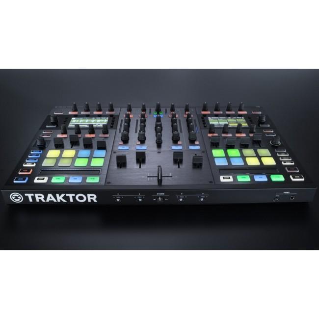Native Instruments Traktor Kontrol S8 DJ Surface Controller