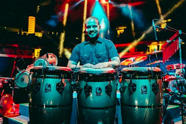 Toca Eric Velez Signature Series 7" & 9" Wooden Bongos in Gun Metal Glitter — view 2