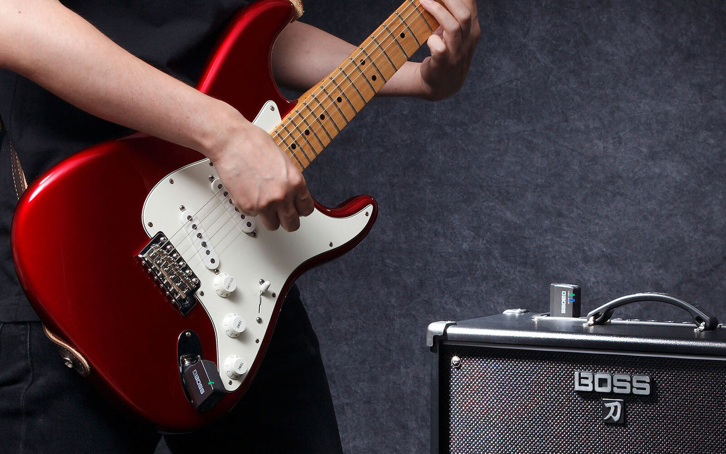 BOSS WL-20L Wireless Guitar System - Ultra-Compact, Linear Sound, Plug-and-Play, Fast Setup - Ideal for Musicians on the Go — view 6