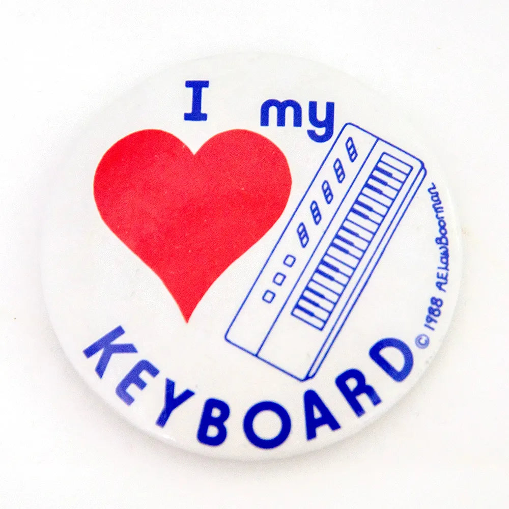 I Love My Keyboard Badge 55mm Ø - White Circular with Blue and Red Printing, Made in England