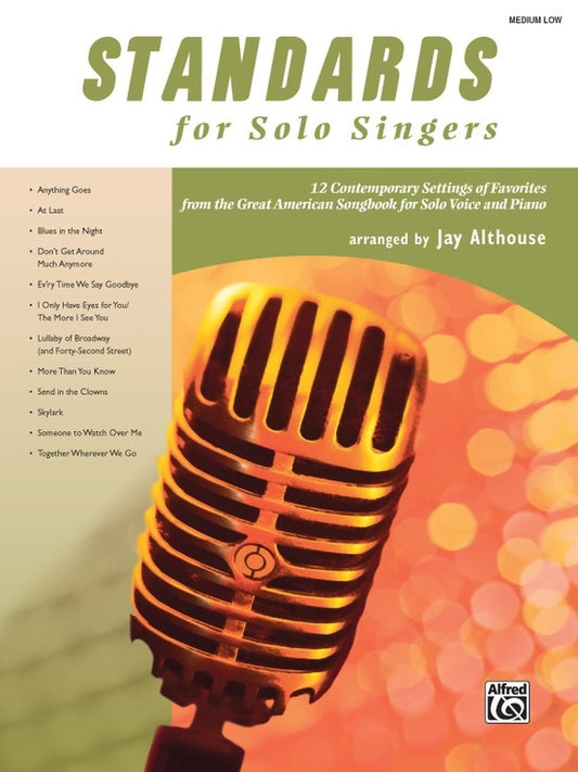 Standards for Solo Singers Medium Low Book & CD