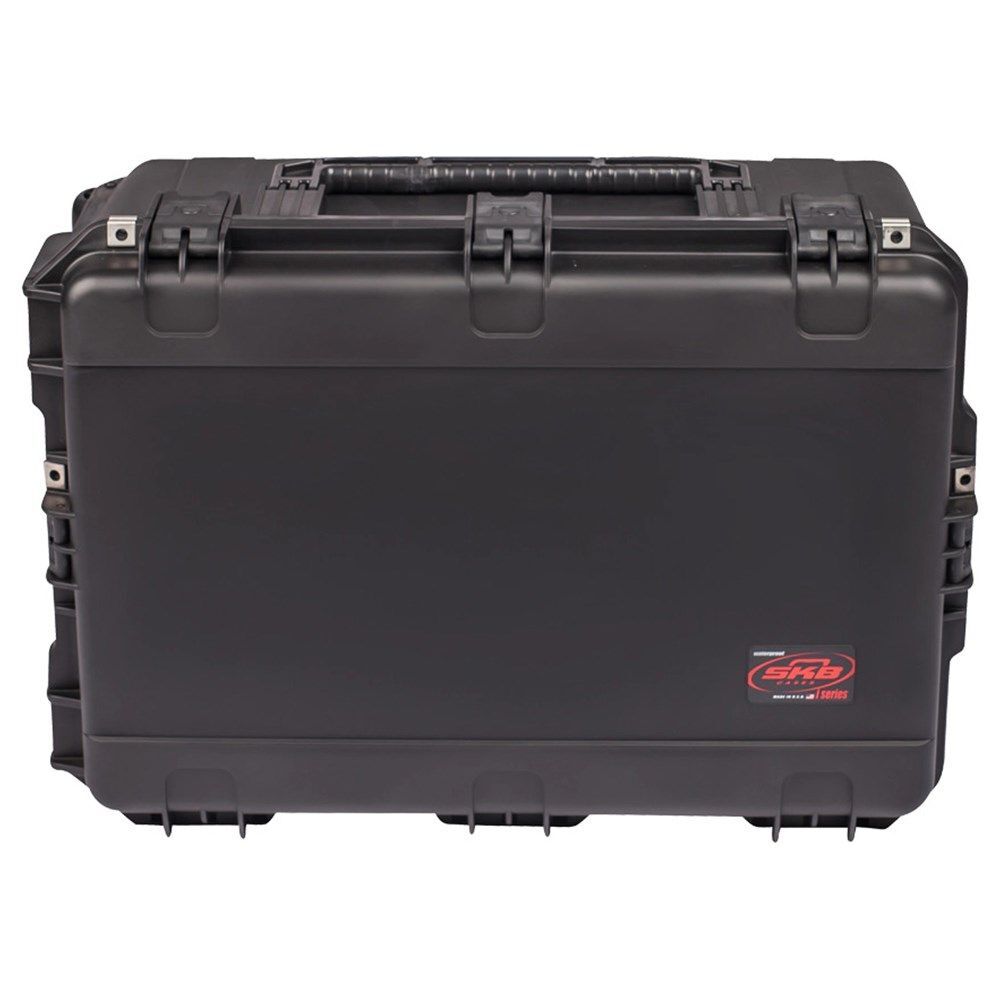 SKB 26 x 17 x 12 Inch Case with Wheels
