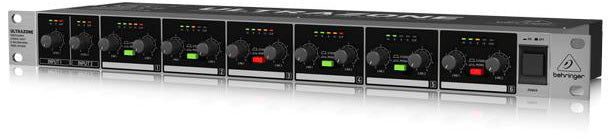 Behringer Ultrazone Zmx2600 Mixer