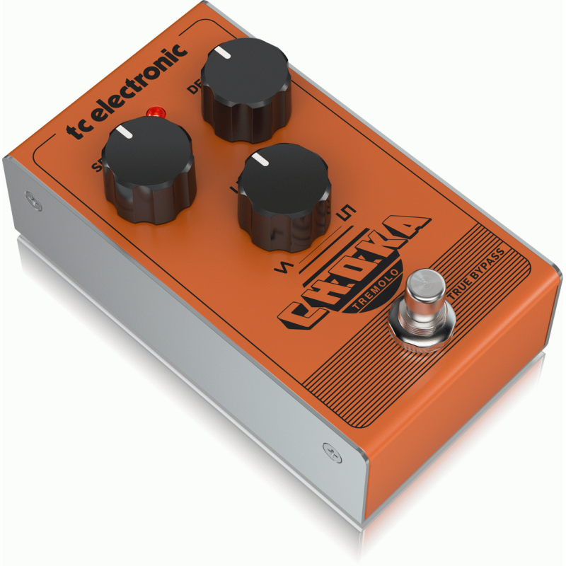 TC Electronic Choka Tremolo Analog Pedal with 3-Knob Design and Seamless LFO Morphing — view 2