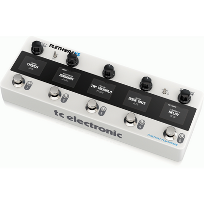 TC Electronic Plethora X5 TonePrint Pedal Board with 5 Pedal Slots and 127 Boards — view 3