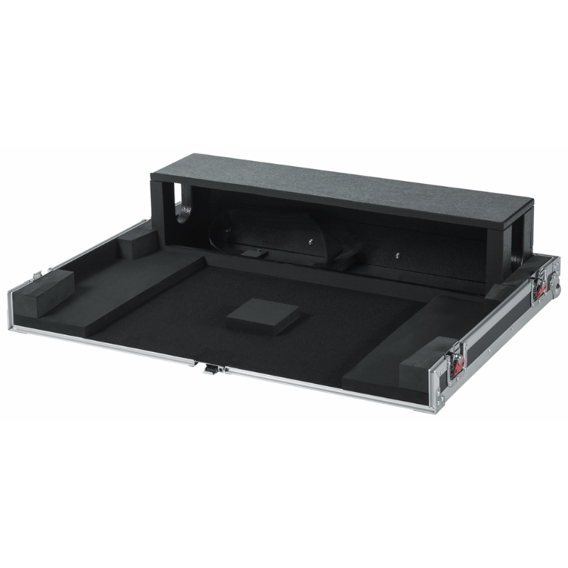 Gator G-Tour ATA Wood Flight Case for Behringer X32 Mixer with Doghouse Design and Castors — view 3
