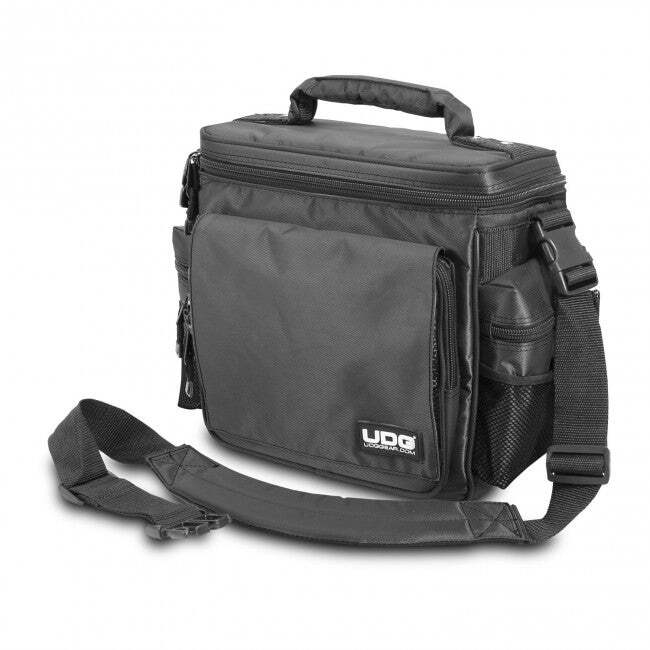 UDG U9630 Ultimate Sling Bag Black MK2