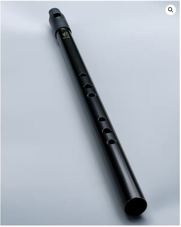 Howard Close-Spacing Low D Whistle - Black, Handcrafted in Sheffield, Designed for Comfortable Reach and Improved Ergonomics