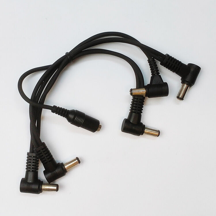 Leem 5-Pedals Daisy Chain Power Cable with Right-Angled Plugs — view 3