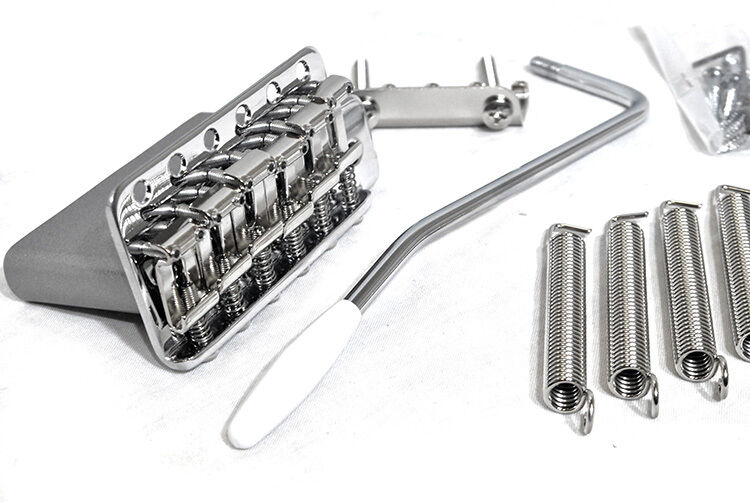 Gotoh GE101T Chrome Vintage 6-Point Tremolo Bridge with Bent Steel Saddles and Zinc Block — view 2