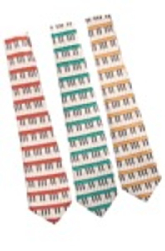 Classy Tie Keyboard Red