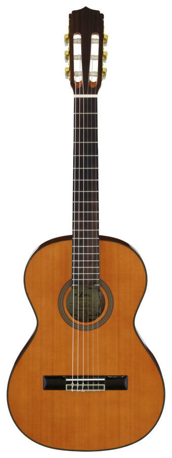 Aria A20 Series Deluxe 3/4 Size Classical Nylon String Guitar with Solid Cedar Top and Sapele Back