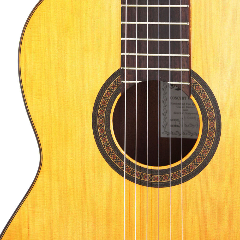 Aria AC25SP AC-Series 4/4 Size Classical/Nylon String Guitar Natural Finish — view 3