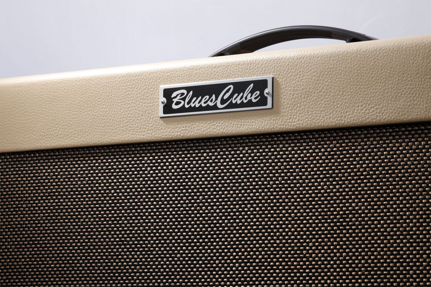 ROLAND Blues Cube Artist 1x12 Guitar Amplifier - Tube Logic Design for Authentic Tone and Portability — view 6