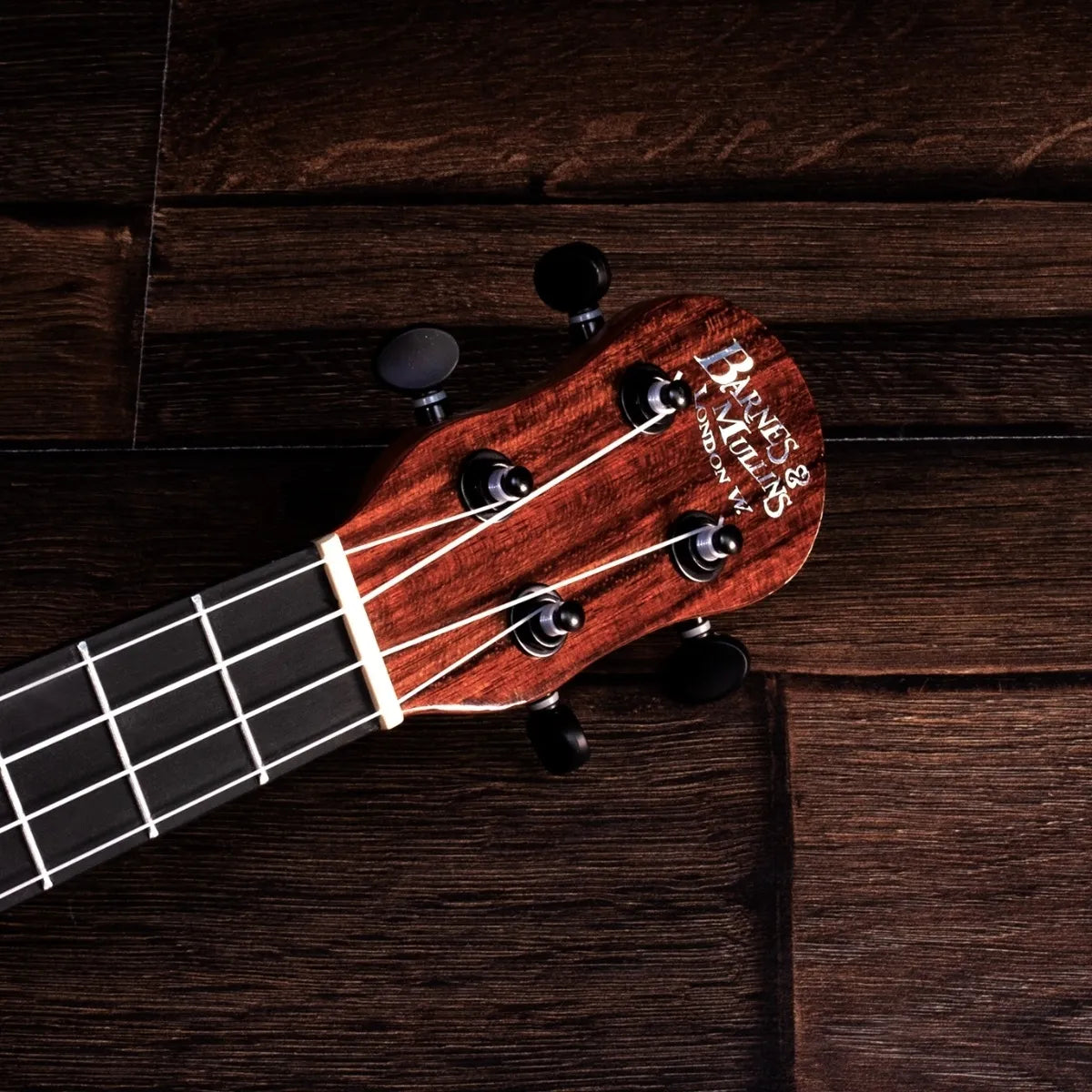 Barnes & Mullins BMUK5C Concert Walnut Ukulele with High Gloss Finish and Strap Buttons — view 5