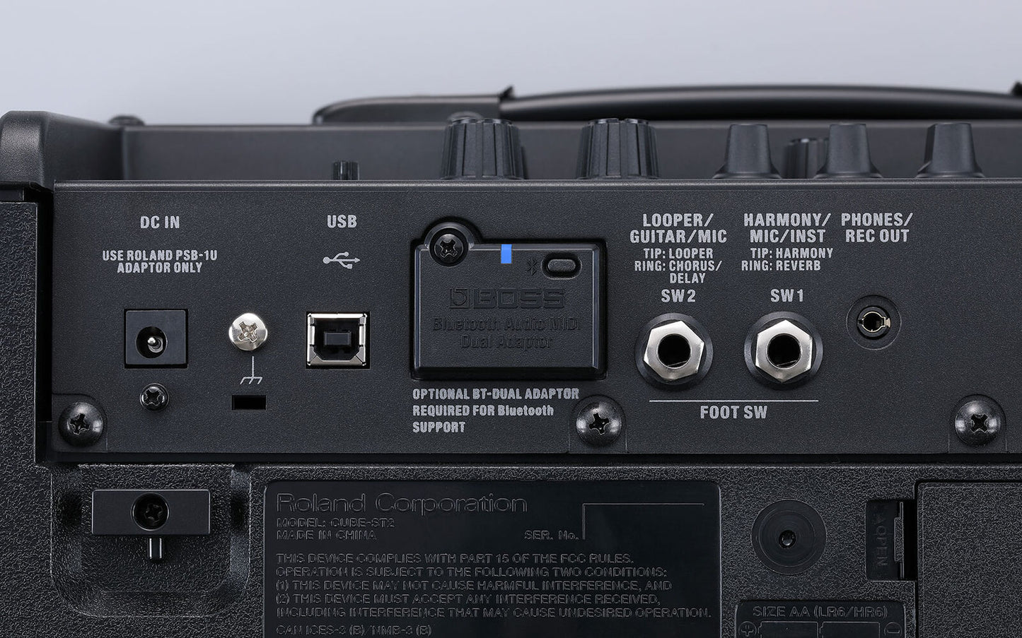 BOSS BT-DUAL Bluetooth Audio & MIDI Adaptor for Wireless Connectivity — view 4