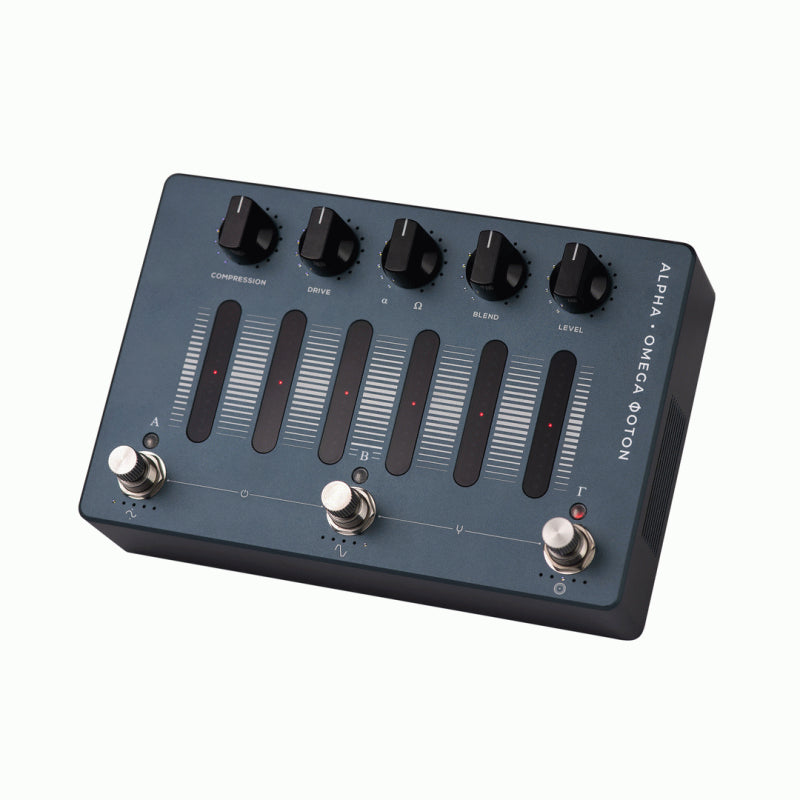 Darkglass Alpha Omega Photon Pedal and Interface — view 3