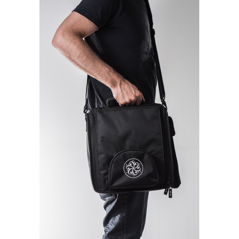 Darkglass M900V2 Series Gig Bag with Pockets for Cables, Footswitch, and Strings — view 3