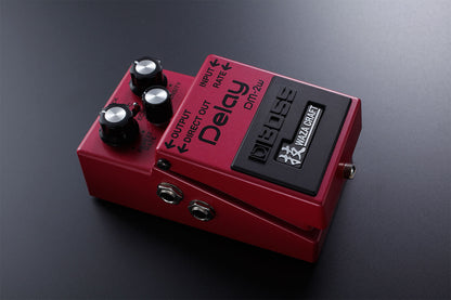 BOSS DM-2W Waza Craft Analog Delay Pedal - Classic Bucket Brigade Tone with Switchable Modes — view 4