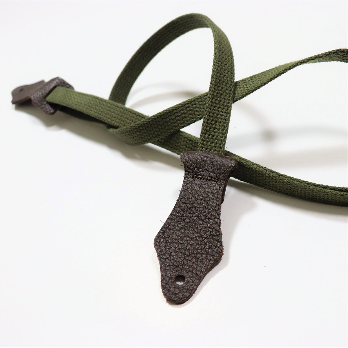 Franklin 5/8" Olive Cotton Ukulele Strap with Chocolate Leather Ends (UK2-OL) — view 2