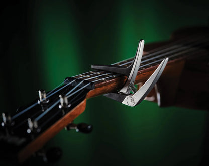 G7 Nashville Ukulele Silver Capo - Lightweight, easy to use, reduces tuning issues, suitable for all ukulele sizes, silicone wrap for tone protection. — view 5