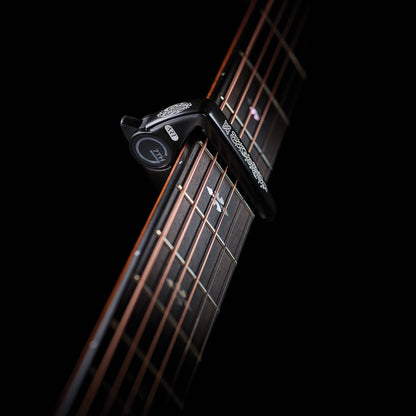 G7 Performance 3 Celtic Black Steel String Guitar Capo — view 5
