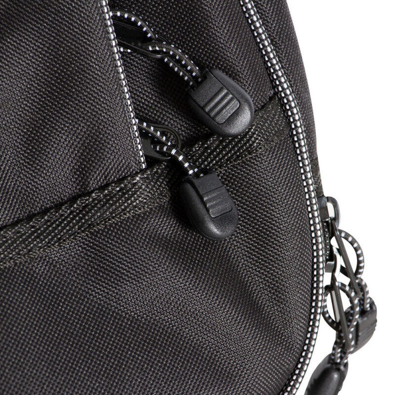 On Stage GBB4770 Deluxe Bass Guitar Gig Bag with Weather-Resistant Exterior and Dense Padding — view 3