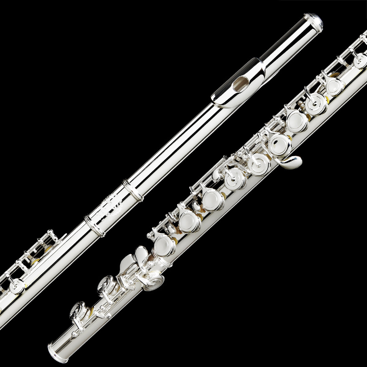 Grassi 810MKII Silver Plated Flute with French Pointed Arms — view 2