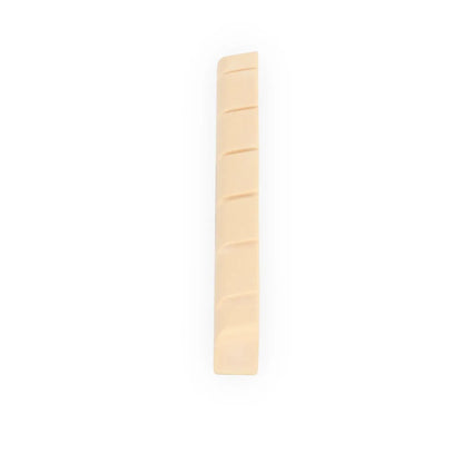Graph Tech TUSQ XL Stratocaster Nut Aged White — view 3