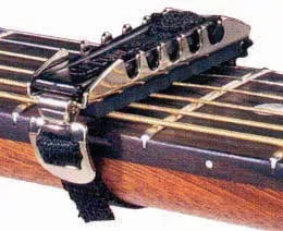 Jim Dunlop CAPO GTR ACOUSTIC CURVED PRO