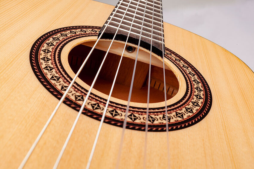 Kohala KG100NE AC/EL Classical Nylon String Guitar with Gig Bag, Spruce Top, Okoume Back, Active Pickup, On-Board Tuner, 39" Length — view 6