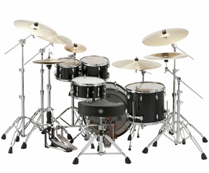 Sakae Evolved Maple 22" 4-Piece Shell Pack in Real Black with Tom Mount — view 3