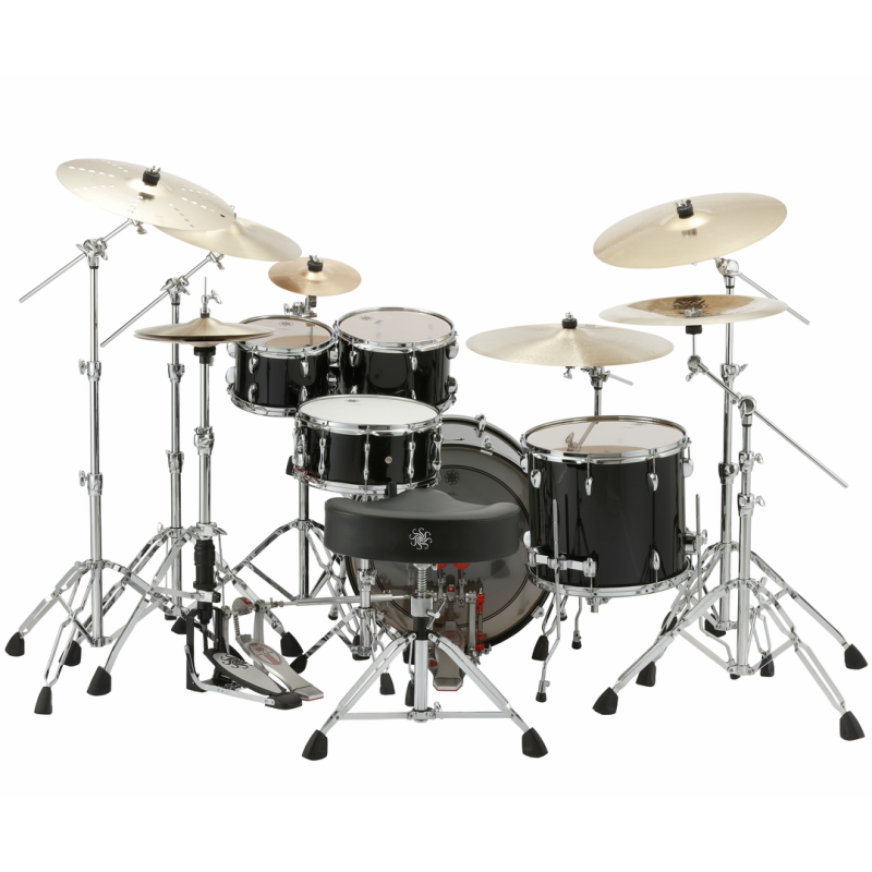 Sakae Evolved Maple 22" 4-Piece Shell Pack in Real Black with Tom Mount — view 2
