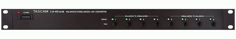 Tascam LA-40 MKIII 4-Channel Impedance Converter with RCA/XLR Inputs/Outputs