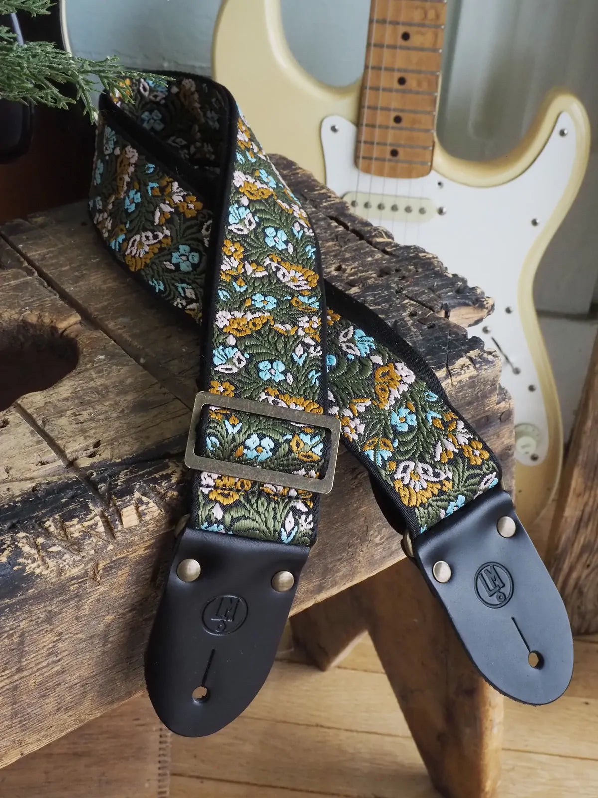 LM 2" Flower Power Jacquard Cotton Guitar Strap with Leather Ends — view 3