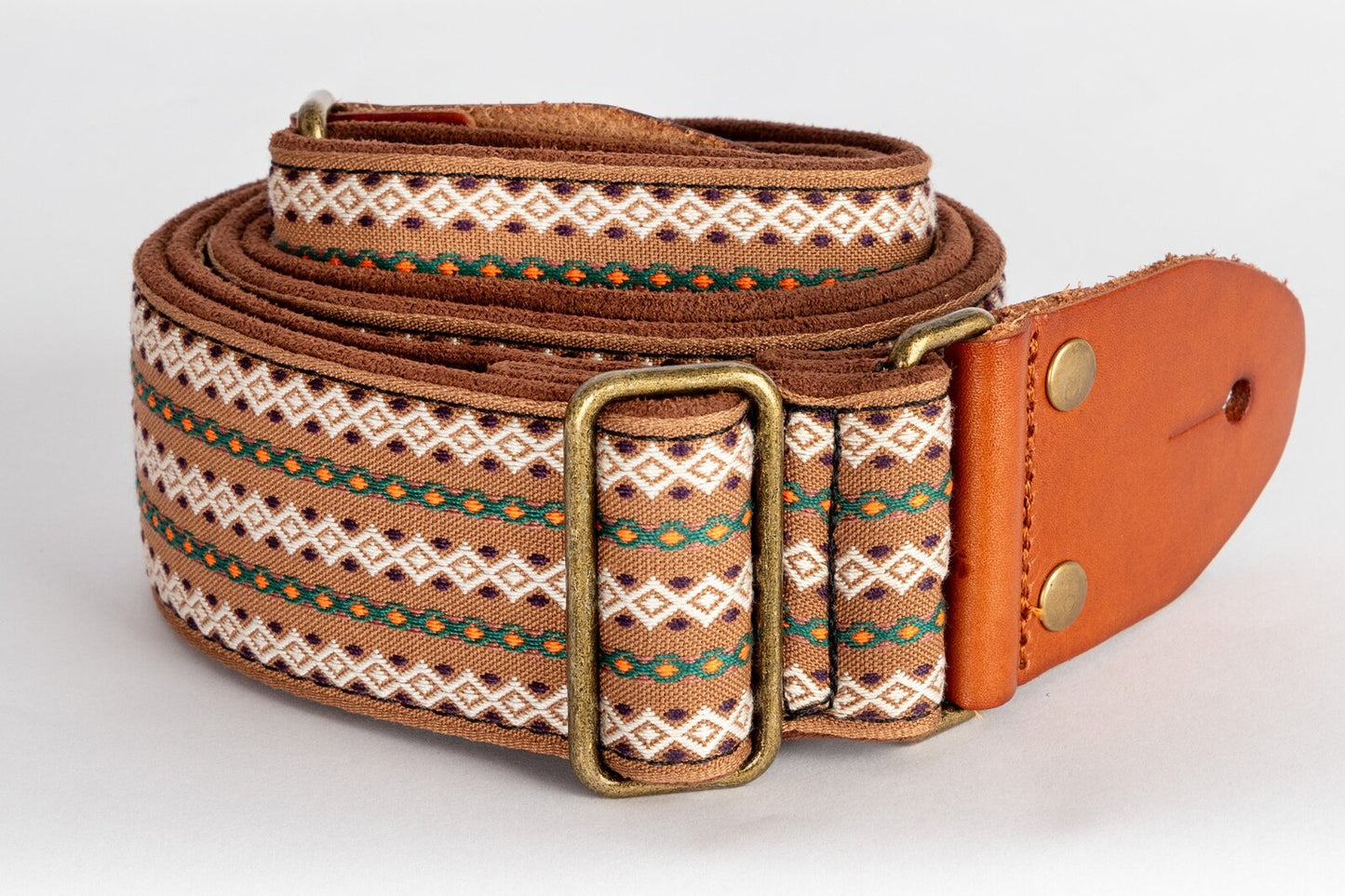 XTR Brown 2 inch deluxe guitar strap. Brown. — view 3