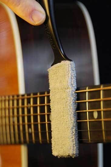 Music Nomad All In One Guitar String, Surface & Hardware Cleaning Tool — view 2