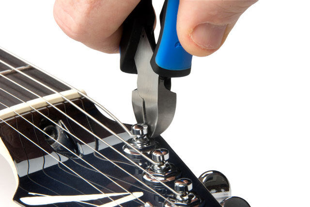 Music Nomad Grip Cutter Premium String Cutting Tool with Ergonomic Grips and Storage Sheath — view 4