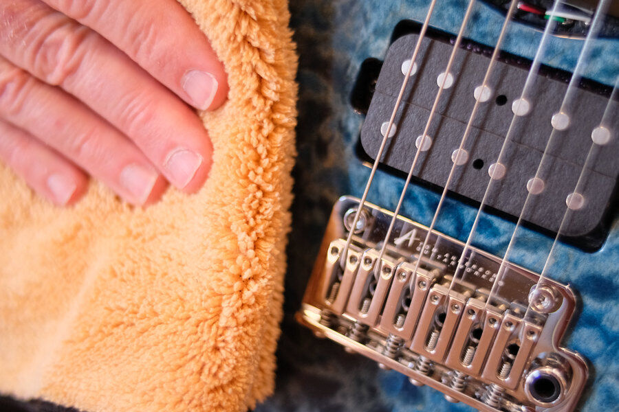 Music Nomad Beyond Plush Microfiber Guitar and Bass Cleaning Cloth, 12" x 12" — view 4