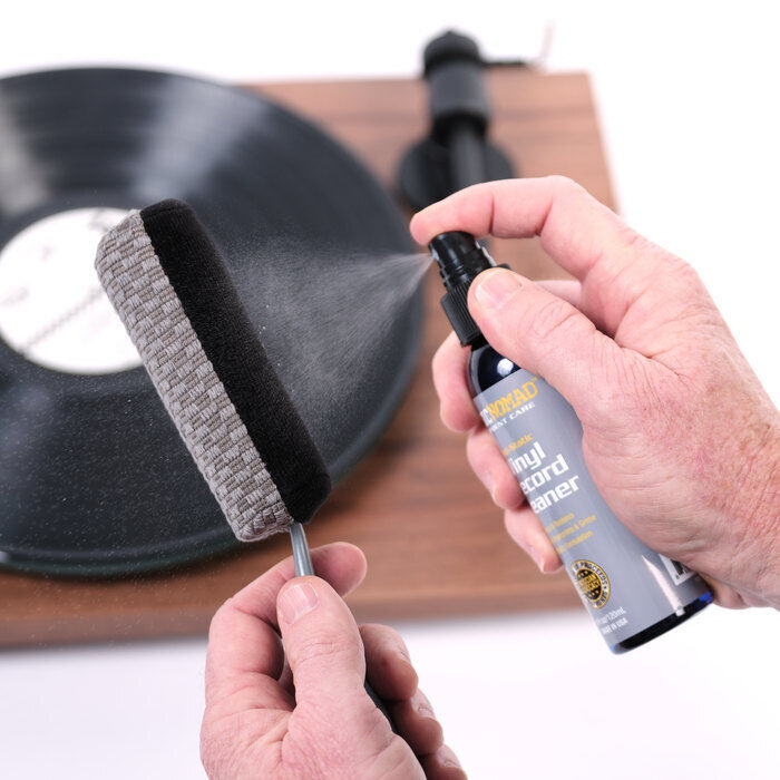 Music Nomad 6 'n 1 Vinyl Record Cleaning & Care Kit with Anti-Static Solution and Ergonomic Tools — view 4
