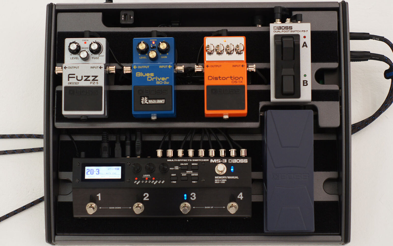 BOSS MS-3 Multi Effects Switcher & Pedalboard Solution - Compact, Versatile, Creative Audio Effects System — view 6