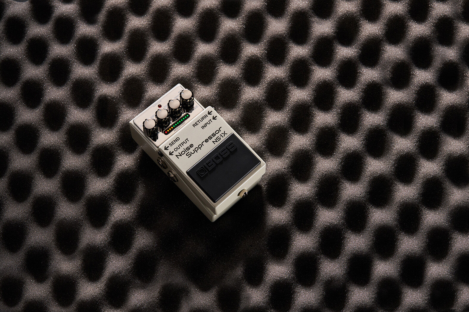 BOSS NS-1X Noise Suppressor Pedal - Advanced MDP Technology for Guitar/Bass, Compact Design, Gate/Reduction Modes — view 6