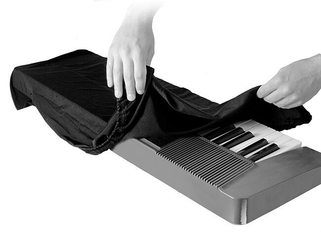 On Stage Dust Cover for 61-76 Key Keyboards, Black with Built-in Bag and Locking Clasp — view 3