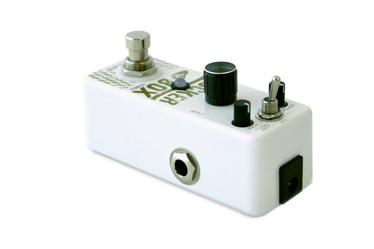 Outlaw Effects Rocker Box Tremolo Pedal with Depth, Rate, Tone Control and Deep/Subtle Toggle Switch — view 3