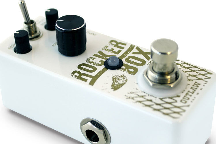 Outlaw Effects Rocker Box Tremolo Pedal with Depth, Rate, Tone Control and Deep/Subtle Toggle Switch — view 4
