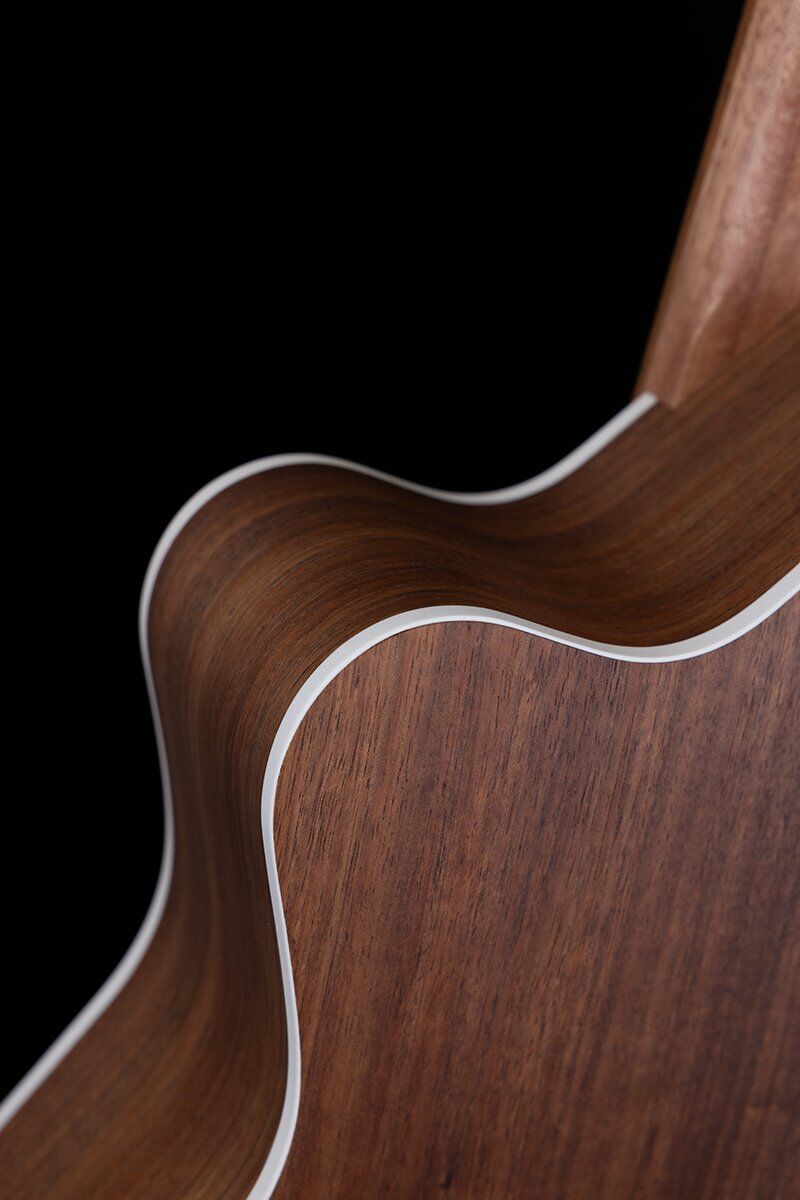 Pratley Classic OM Cutaway Guitar, Solid Bunya Top & Blackwood Back/Sides — view 5